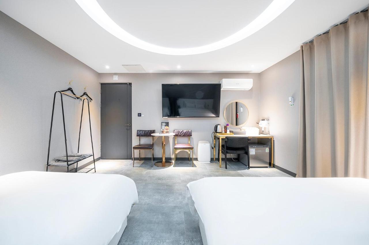 Knox Hotel Cheonan Exterior foto