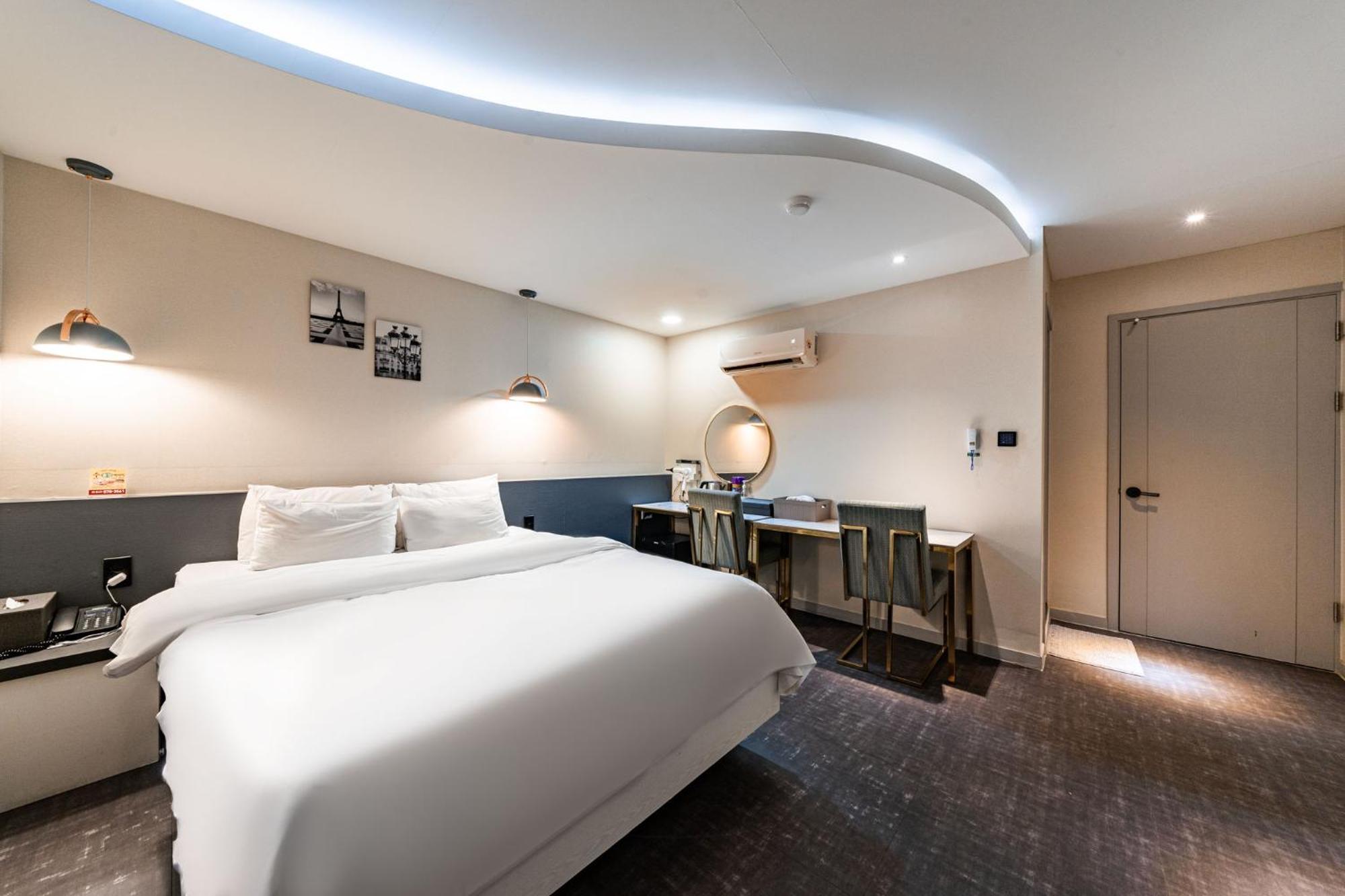 Knox Hotel Cheonan Exterior foto