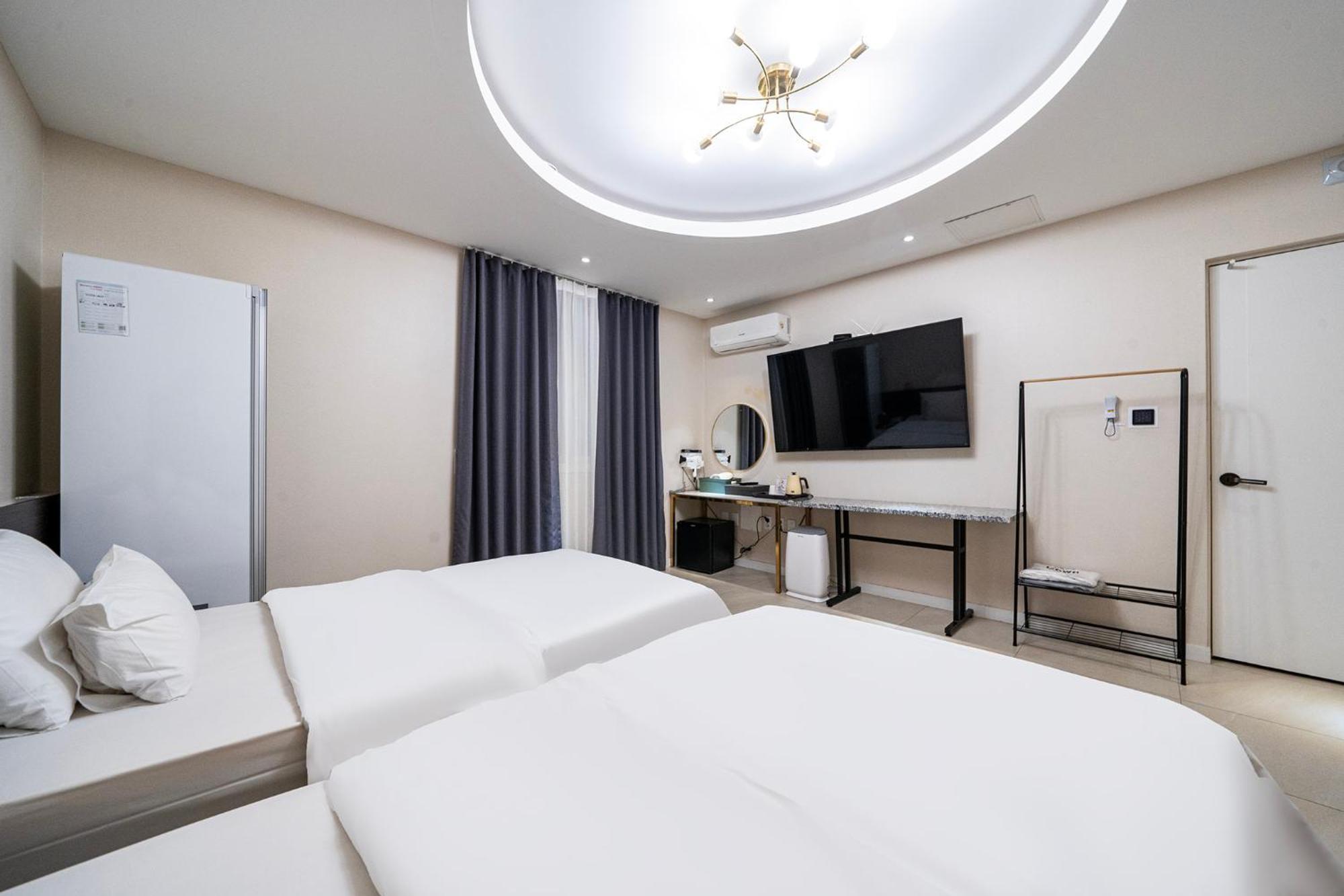 Knox Hotel Cheonan Exterior foto